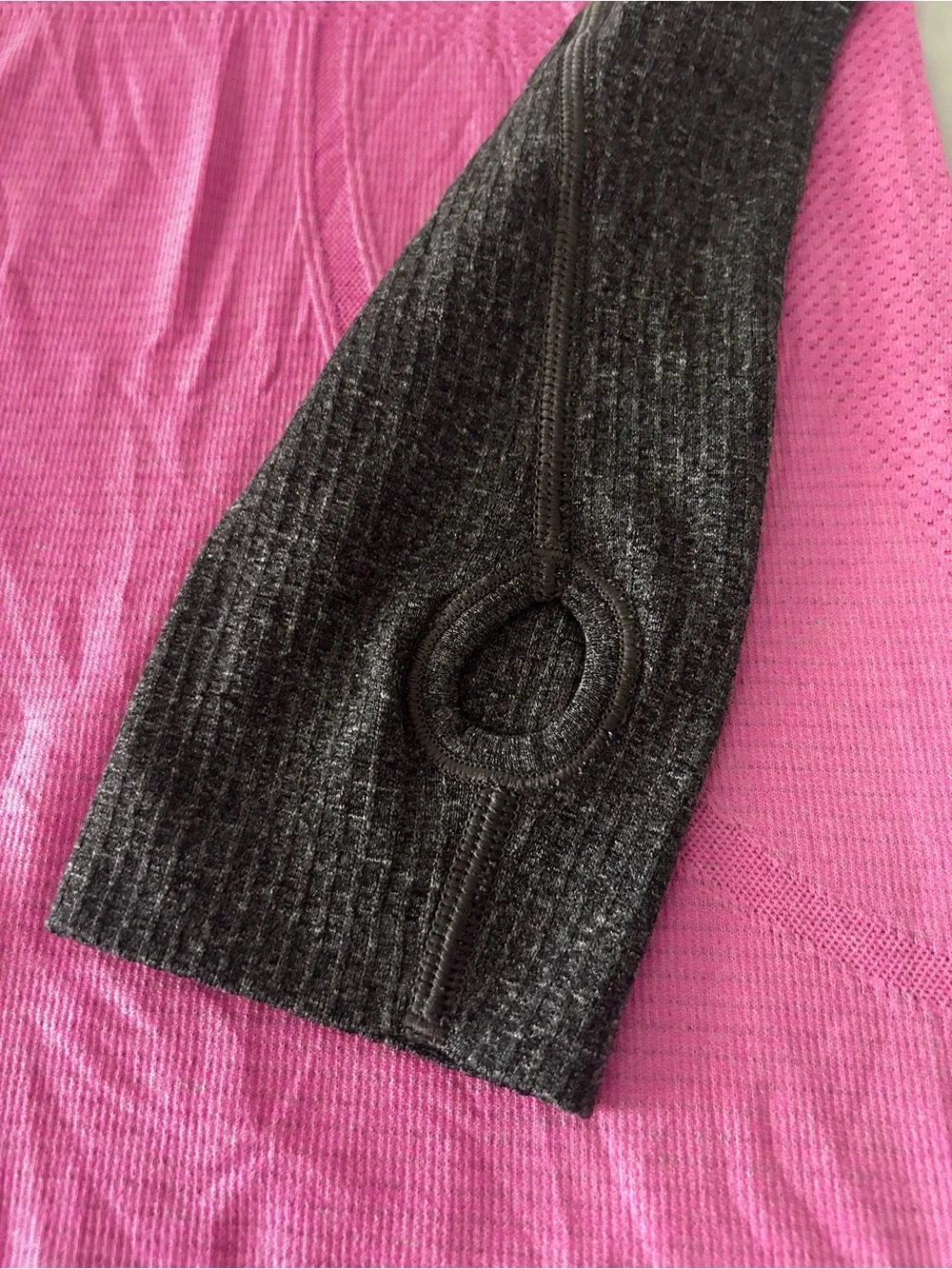 Lululemon Women's 12 Pink Grey Long Sleeve Raglan Swiftly Tech Thumbhole Gym Top